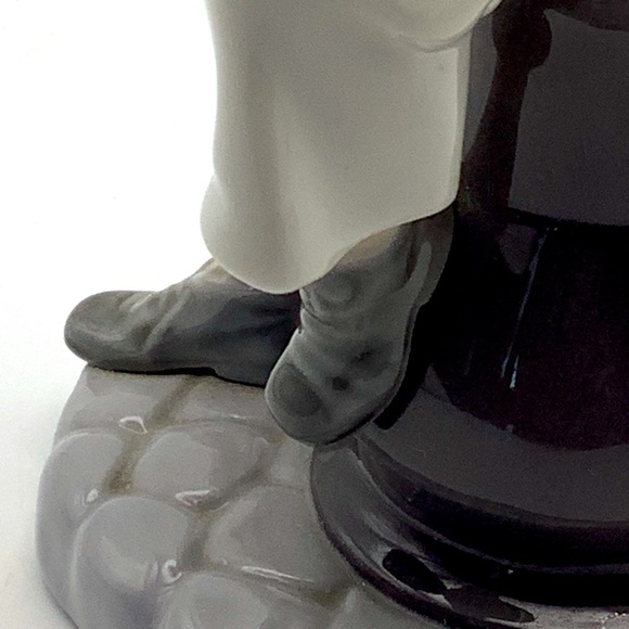 Vintage Llardo Spain Porcelain Sailor Boy Figurine - Picture 6 of 15